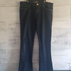 Wallflower womens jeans